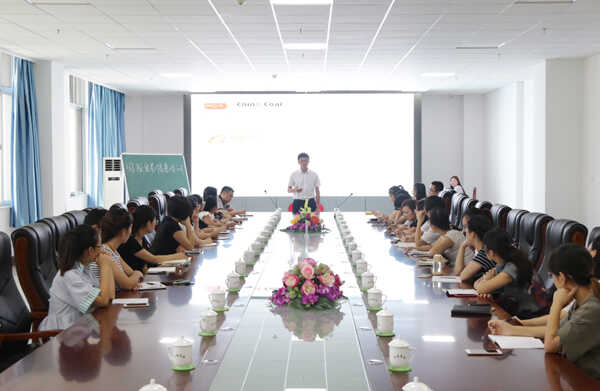 济宁市工信商务职业培训学校举行跨境电商团队业务技能培训